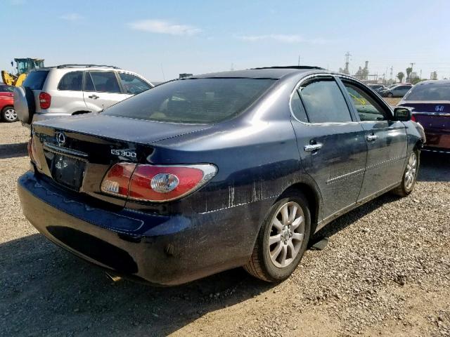 JTHBF30G225014783 - 2002 LEXUS ES 300 BLUE photo 4