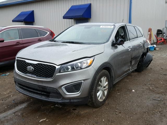 5XYPG4A35JG424571 - 2018 KIA SORENTO LX GRAY photo 2