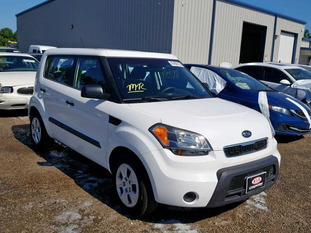 KNDJT2A19B7261328 - 2011 KIA SOUL WHITE photo 1