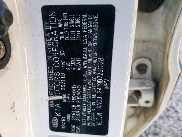 KNDJT2A19B7261328 - 2011 KIA SOUL WHITE photo 10