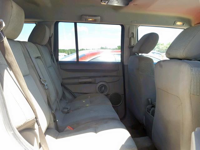 1J8HH48N56C215571 - 2006 JEEP COMMANDER WHITE photo 6