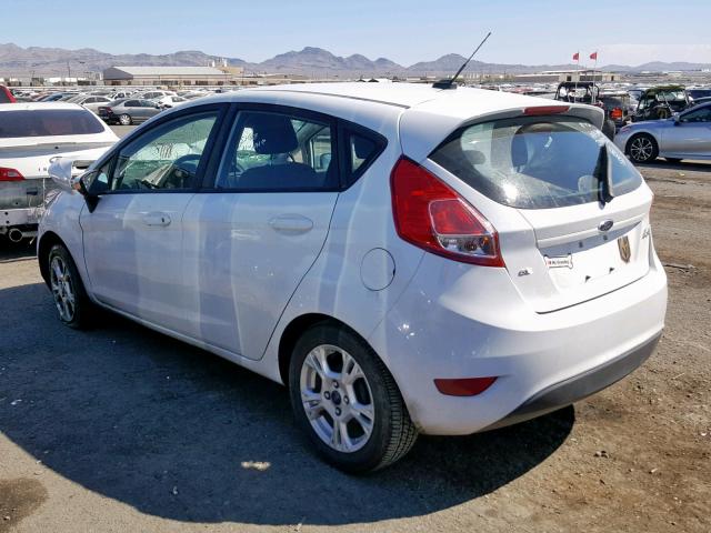 3FADP4EJ8GM147508 - 2016 FORD FIESTA SE WHITE photo 3