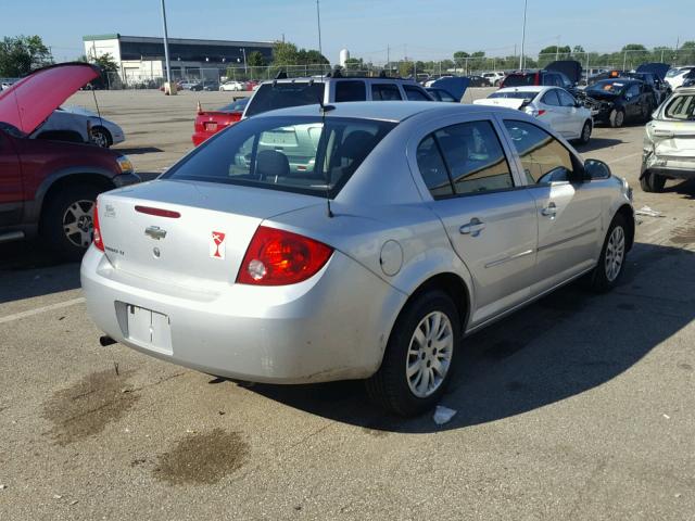 1G1AT58H897228554 - 2009 CHEVROLET COBALT LT SILVER photo 4