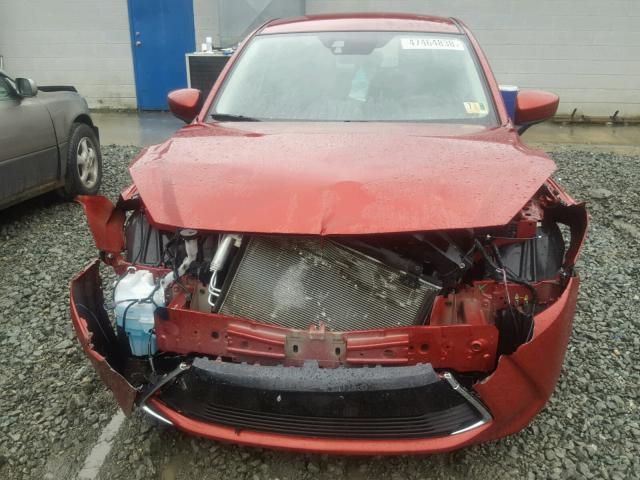 3MYDLBZV4GY142114 - 2016 TOYOTA SCION IA RED photo 9