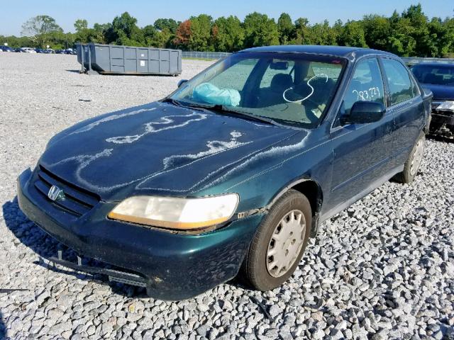 1HGCG56491A022088 - 2001 HONDA ACCORD LX GREEN photo 2