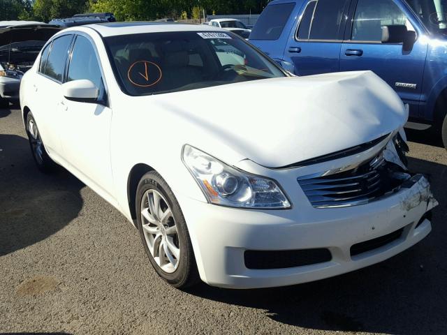 JNKCV61E19M307676 - 2009 INFINITI G37 BASE WHITE photo 1