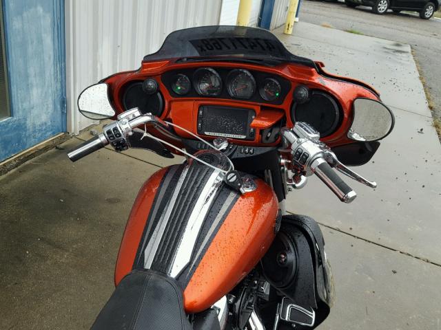 1HD1PXL17JB952043 - 2018 HARLEY-DAVIDSON FLHXSE CVO ORANGE photo 5