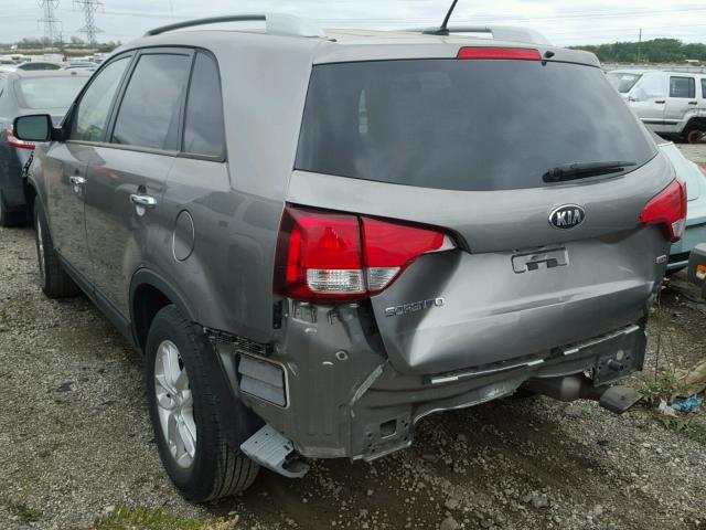 5XYKT3A61EG464811 - 2014 KIA SORENTO LX GRAY photo 3