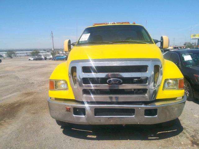 3FRNF65S84V658991 - 2004 FORD F650 SUPER YELLOW photo 9