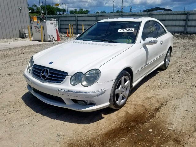 WDBTJ75J45F149308 - 2005 MERCEDES-BENZ CLK 500 WHITE photo 2