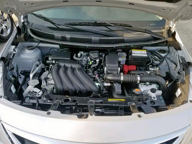 3N1CN7AP3KL838650 - 2019 NISSAN VERSA S SILVER photo 7