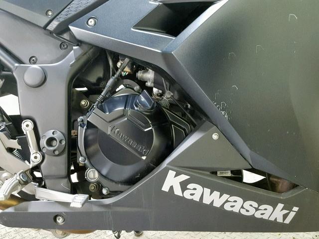 JKAEX8A15GDA27637 - 2016 KAWASAKI EX300 A BLACK photo 11