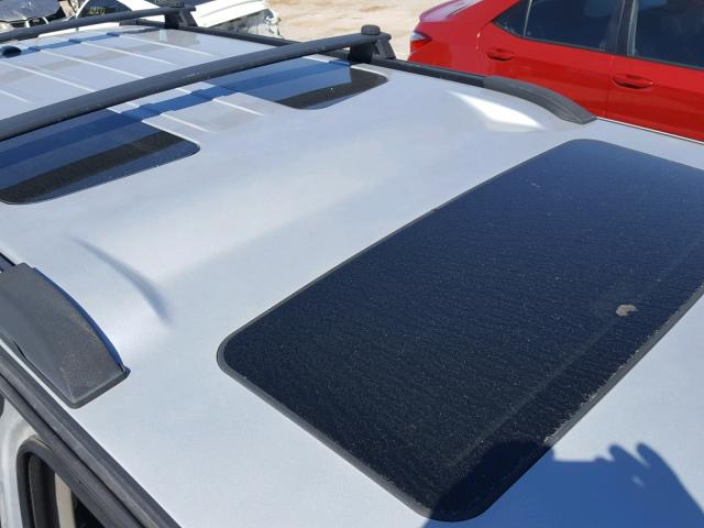 1J8HG48K17C602757 - 2007 JEEP COMMANDER SILVER photo 9