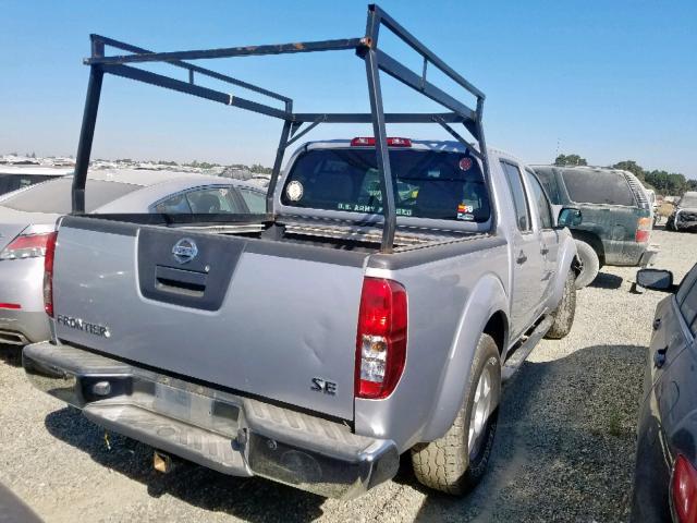 1N6AD07U18C413103 - 2008 NISSAN FRONTIER C SILVER photo 4