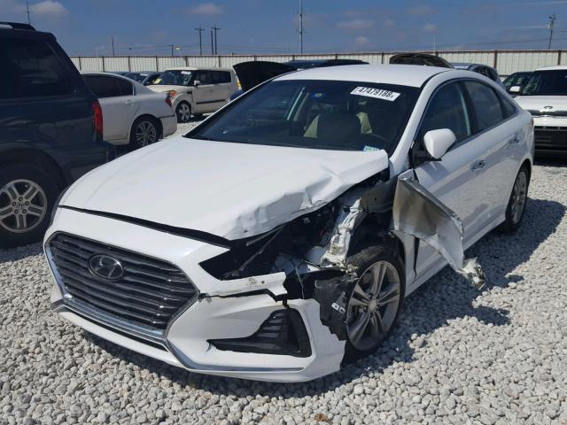 5NPE34AF8JH605783 - 2018 HYUNDAI SONATA SPO WHITE photo 2