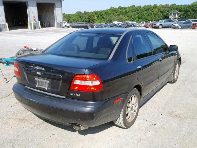 YV1VS27533F975326 - 2003 VOLVO S40 1.9T BLACK photo 4