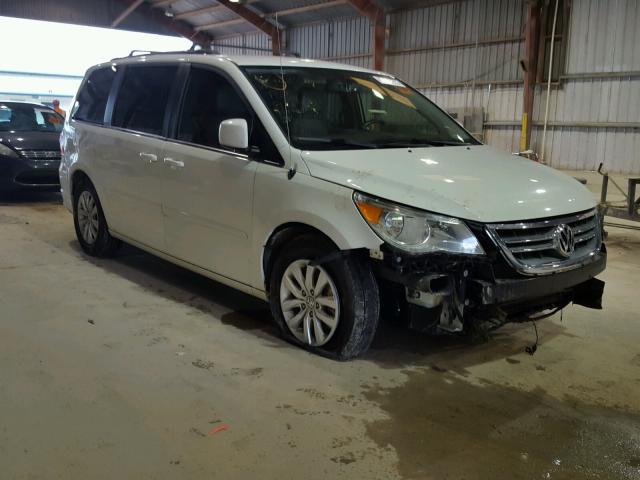 2C4RVABG5CR217627 - 2012 VOLKSWAGEN ROUTAN SE WHITE photo 1