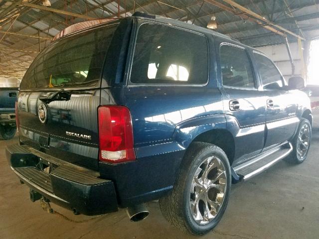 1GYEK63NX4R259164 - 2004 CADILLAC ESCALADE L BLUE photo 4