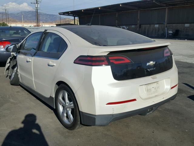 1G1RC6E41BU102585 - 2011 CHEVROLET VOLT CREAM photo 3