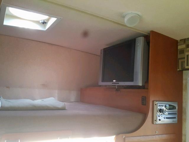 1FDXE45S26DB20526 - 2007 WINNEBAGO MOTORHOME WHITE photo 9