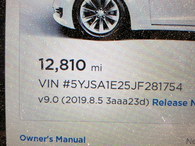 5YJSA1E25JF281754 - 2018 TESLA MODEL S أبيض صورة 8