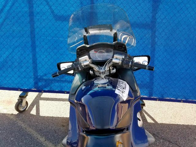 JH2SC51074M200813 - 2004 HONDA ST1300 BLUE photo 5