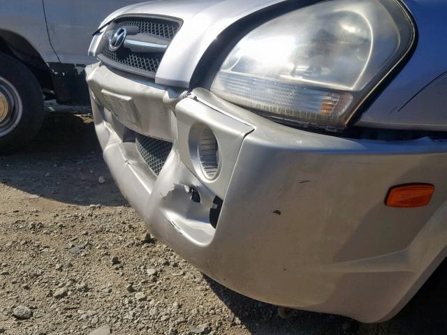 KM8JM12B96U316748 - 2006 HYUNDAI TUCSON GL GOLD photo 9