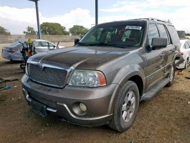 5LMFU27R53LJ00928 - 2003 LINCOLN NAVIGATOR ნაცრისფერი ფოტო 2