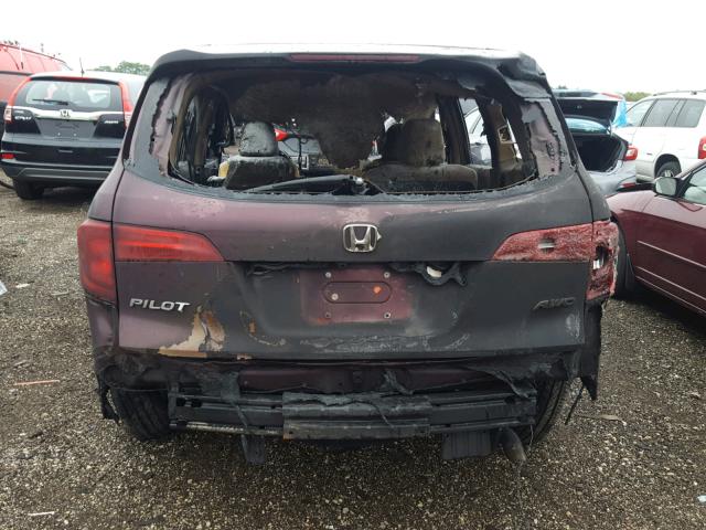 5FNYF6H17HB068178 - 2017 HONDA PILOT LX BURN photo 10