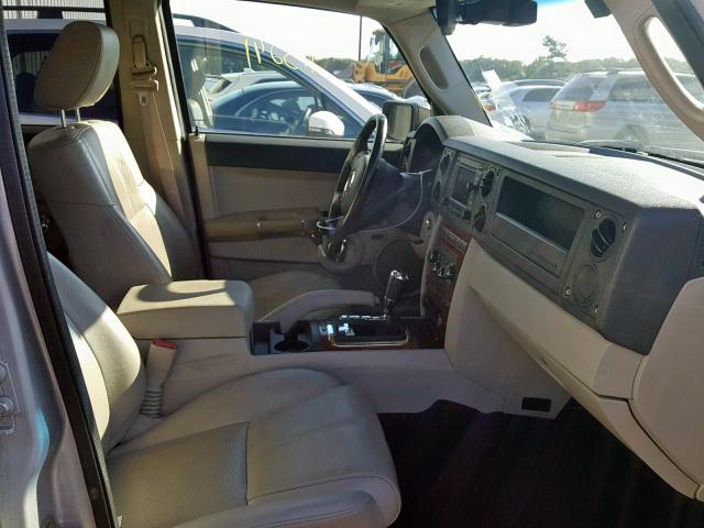 1J8HG58256C285490 - 2006 JEEP COMMANDER 银色 照片 5