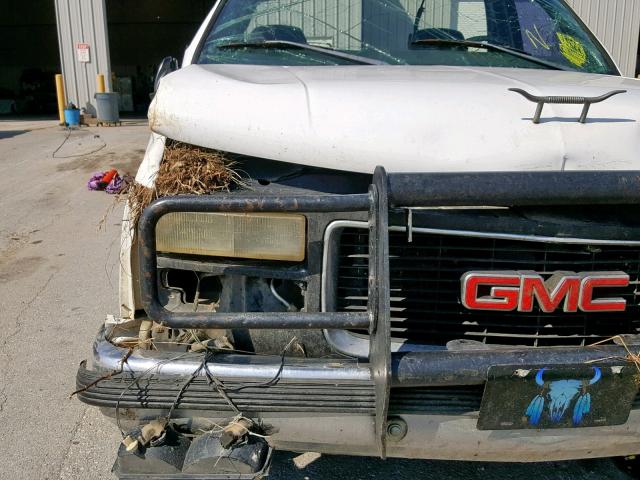 1GTEC14W2WZ543601 - 1998 GMC SIERRA C15 WHITE photo 9