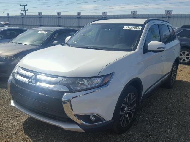 JA4AZ3A30GZ009527 - 2016 MITSUBISHI OUTLANDER WHITE photo 2