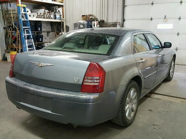 2C3KA63H07H753239 - 2007 CHRYSLER 300C GRAY photo 4