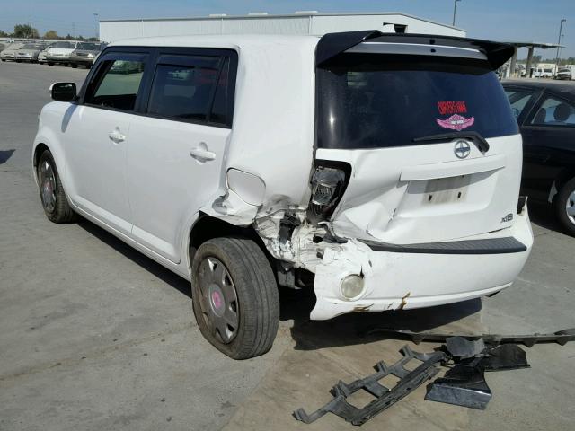 JTLKE50E381035127 - 2008 TOYOTA SCION WHITE photo 3