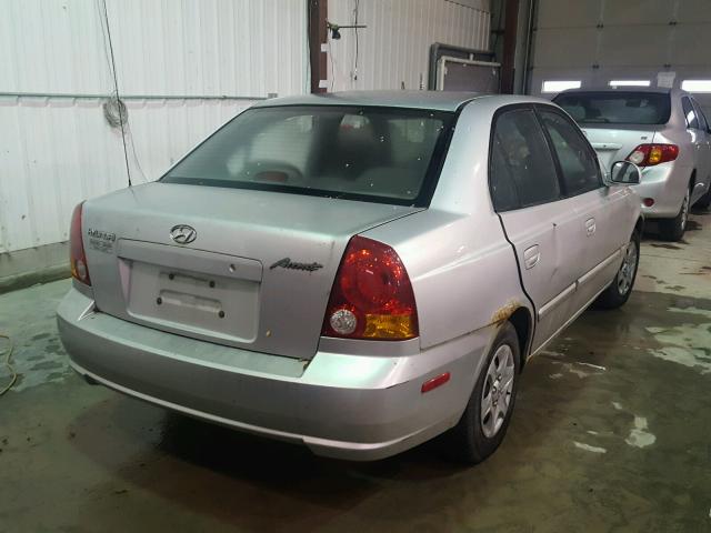 KMHCG45C84U533985 - 2004 HYUNDAI ACCENT GL SILVER photo 4