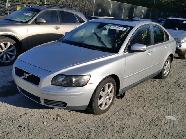 YV1MS382672306289 - 2007 VOLVO S40 2.4I SILVER photo 2