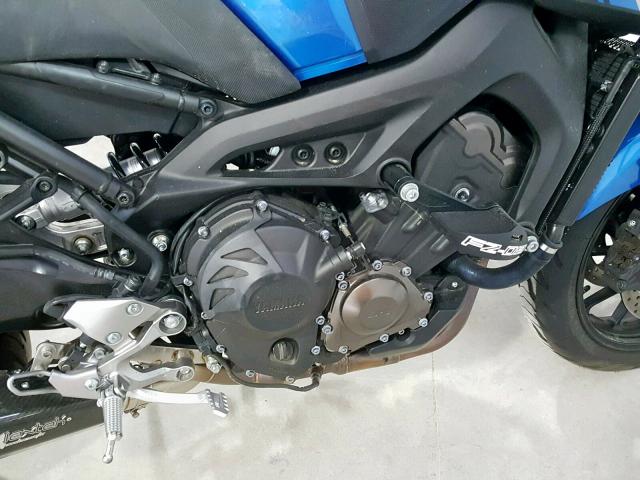 JYARN33E2GA011387 - 2016 YAMAHA FZ09 BLUE photo 7