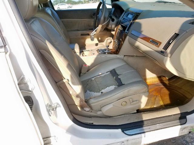 1G6DW677150179410 - 2005 CADILLAC STS WHITE photo 5