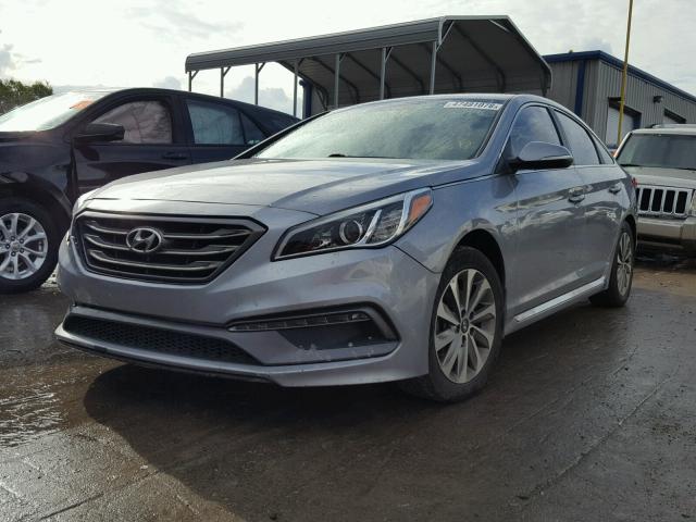 5NPE34AF7GH292976 - 2016 HYUNDAI SONATA SPO SILVER photo 2