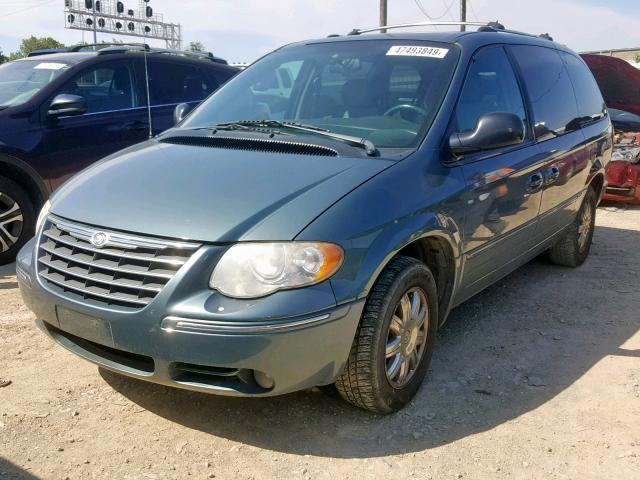 2C4GP64L95R185096 - 2005 CHRYSLER TOWN & COU BLUE photo 2