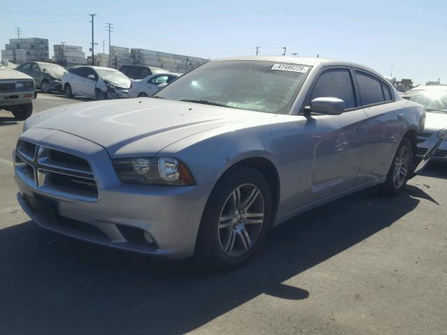 2C3CDXAG5DH686239 - 2013 DODGE CHARGER PO SILVER photo 2