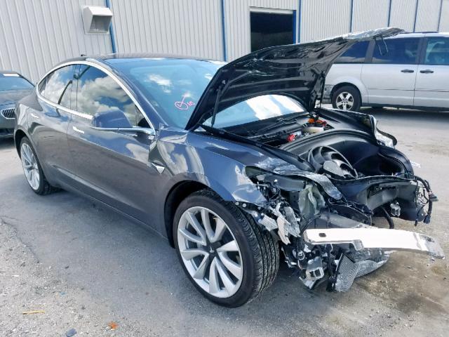 5YJ3E1EAXJF059288 - 2018 TESLA MODEL 3 GRAY photo 1