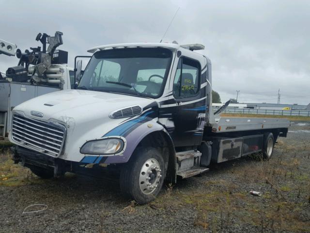 1FVACWDT5CHBN6809 - 2012 FREIGHTLINER M2 106 MED WHITE photo 2