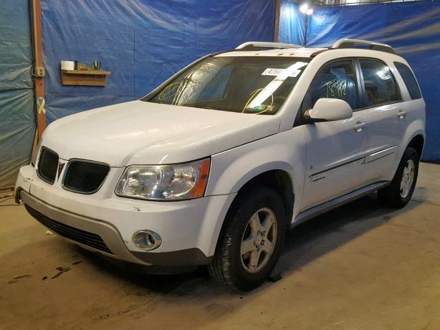 2CKDL63F766138378 - 2006 PONTIAC TORRENT WHITE photo 2