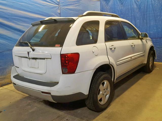 2CKDL63F766138378 - 2006 PONTIAC TORRENT WHITE photo 4