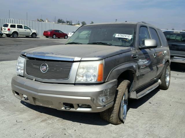 1GYEC63T62R130377 - 2002 CADILLAC ESCALADE L BROWN photo 2