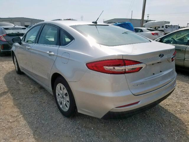 3FA6P0G74KR186031 - 2019 FORD FUSION S SILVER photo 3