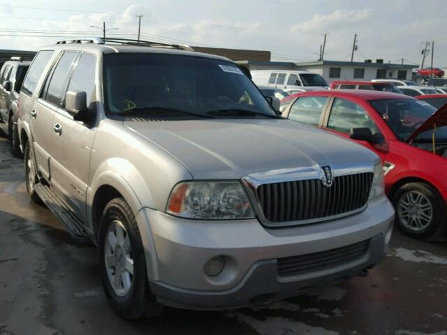 5LMFU28R63LJ14738 - 2003 LINCOLN NAVIGATOR Gümüş foto 1
