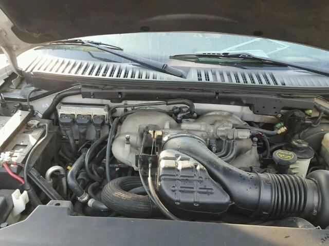 5LMFU28R63LJ14738 - 2003 LINCOLN NAVIGATOR Gümüş foto 7