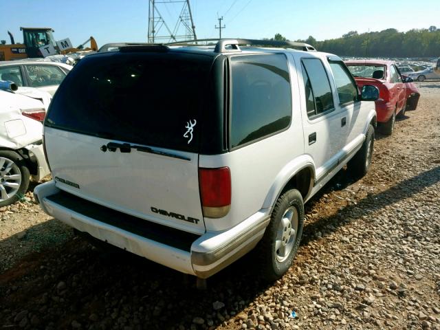 1GNDT13W5T2259405 - 1996 CHEVROLET BLAZER WHITE photo 4